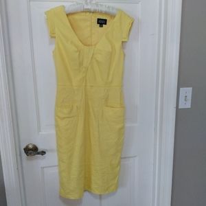 Adriana Papell Size 8 Dress